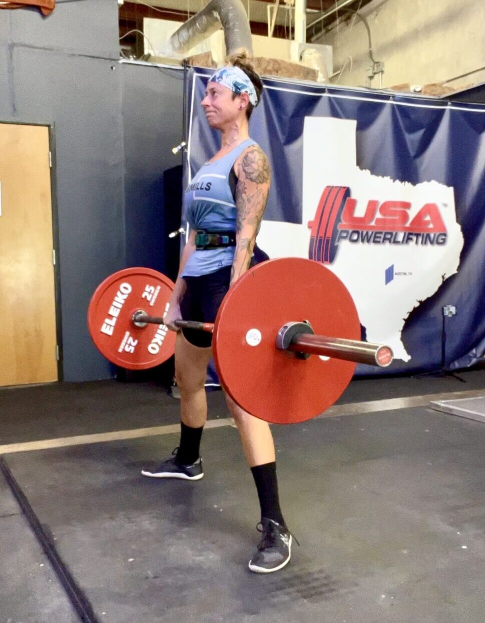 Featured Trainer Shay Herrera deadlifting