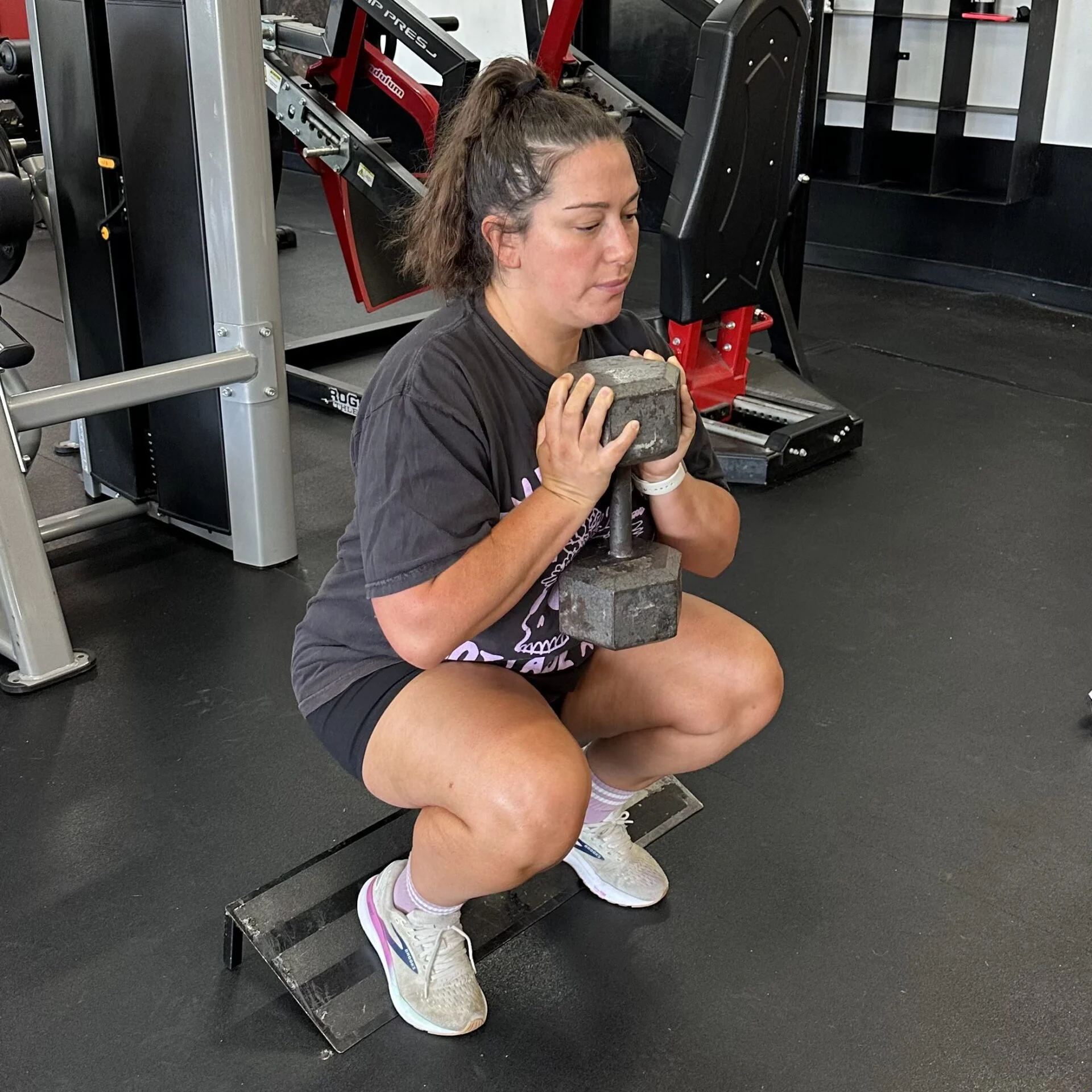 Client highlight Megan doing a goblet squat